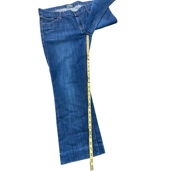 Women's Blue Jeans - Picture 2 of 5